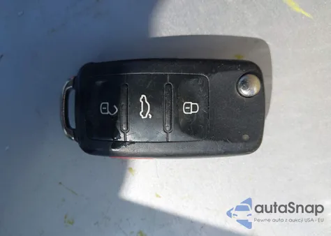 2015 Volkswagen Passat 1.8T Limited Edition из США, поврежденный, VIN 1VWAT7A37FC085923